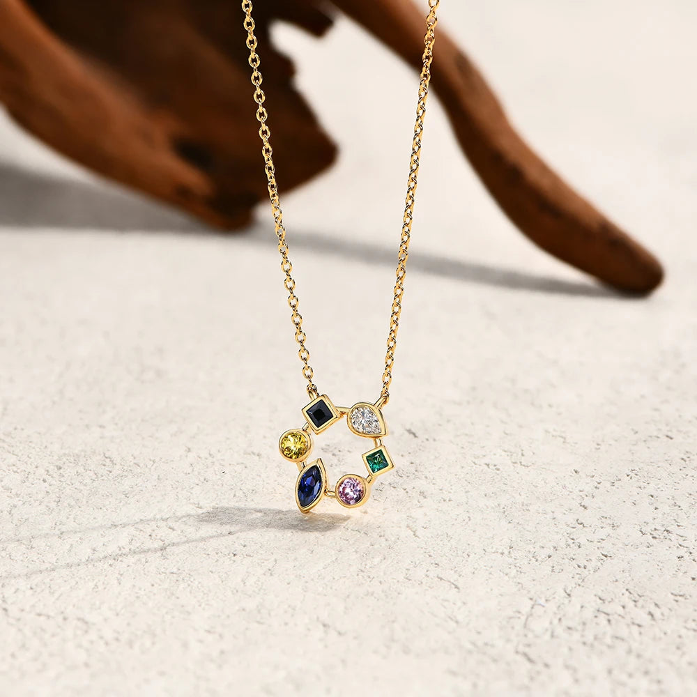 Cassia Necklace
O-Chain Multicolor Gem Necklace in 925 Sterling Silver