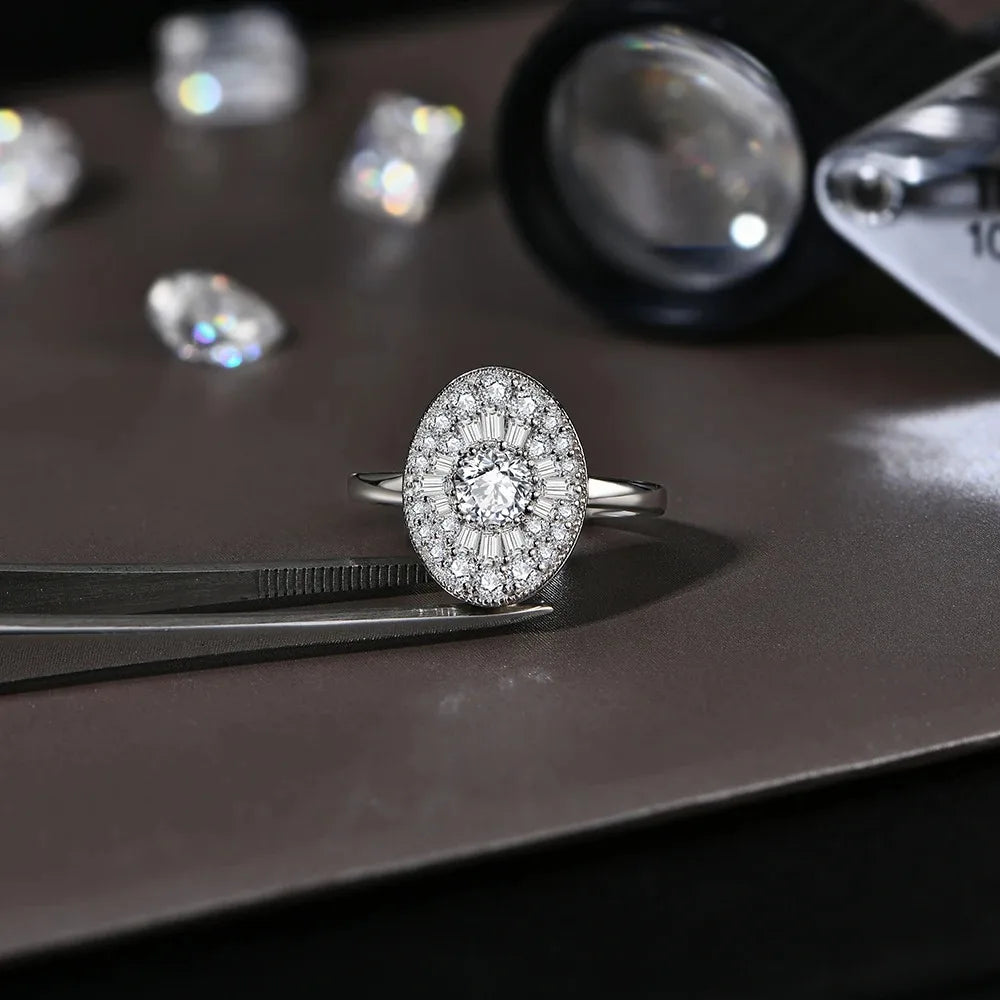 Éclara Moissanite Ring – Brilliant Round Cut Lab Diamond in Solid 925 Sterling Silver