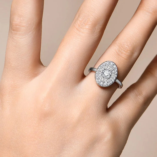 Éclara Moissanite Ring – Brilliant Round Cut Lab Diamond in Solid 925 Sterling Silver