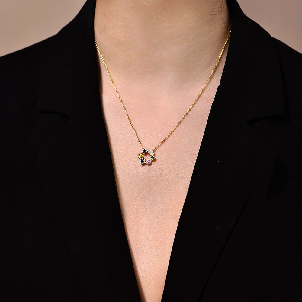 Cassia Necklace
O-Chain Multicolor Gem Necklace in 925 Sterling Silver